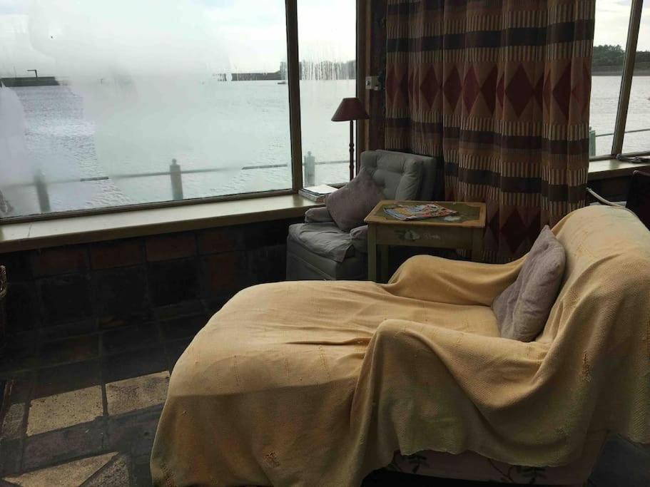 Villa Wood Quay - A Truly Unique, Seafront Experience! Carlingford Exterior foto